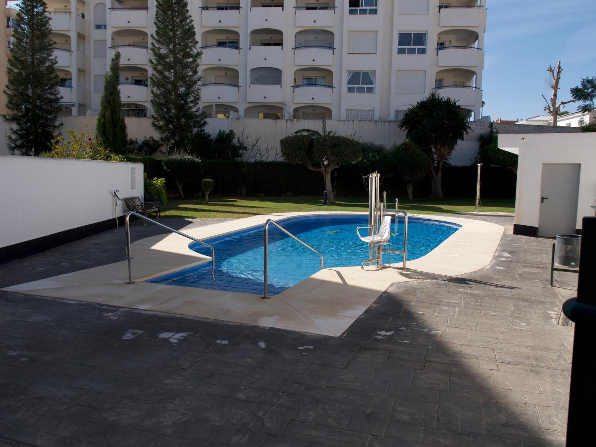 En Malaga, Torremolinos, Cerca De La Playa Casa vacanze